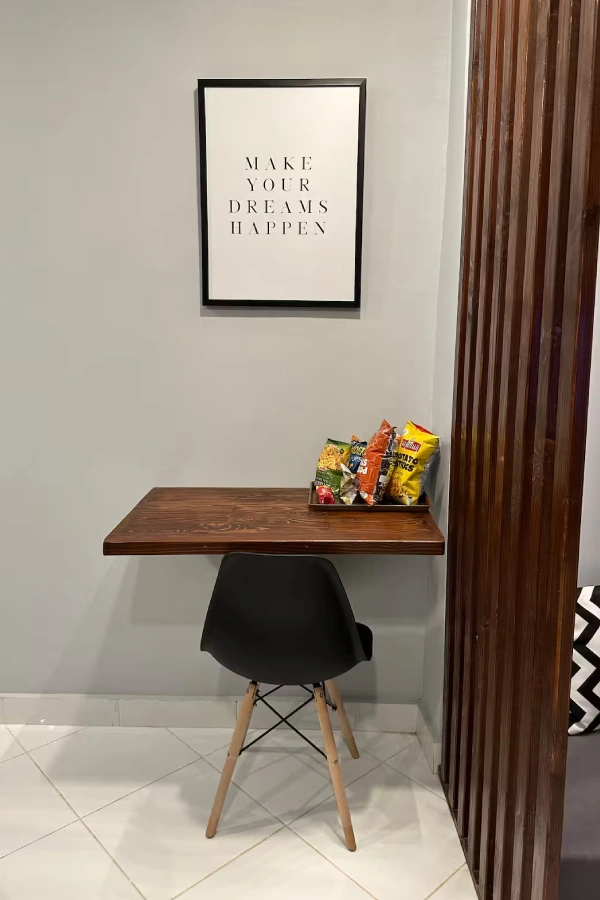 Hote Apartments Karachi Workspace